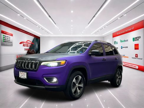Used 2019 Jeep Cherokee Limited AWD/4WD image 3