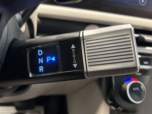 Used 2025 Hyundai Tucson Blue image 24