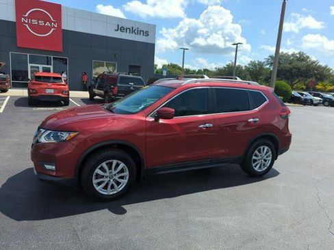 Certified 2019 Nissan Rogue SV FWD image 13