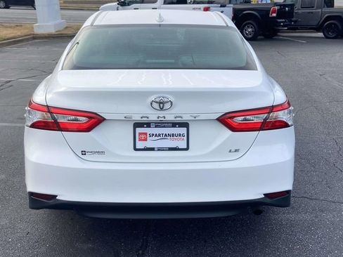 Used 2020 Toyota Camry LE image 4