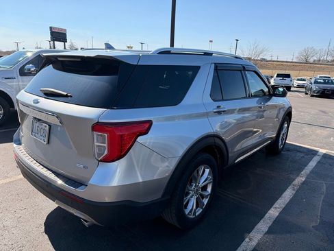 Used 2020 Ford Explorer Limited image 15