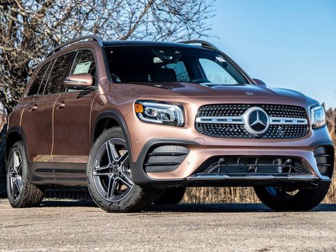 Used 2022 Mercedes-Benz GLB 250 GLB 250 image 1