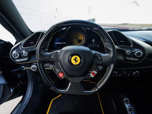 Used 2017 Ferrari 488 GTB image 36