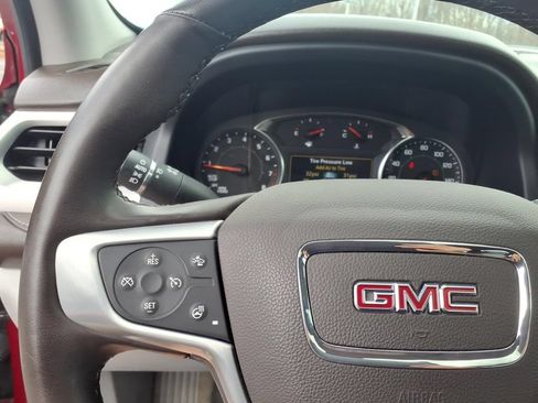 Used 2023 GMC Acadia SLT w/ Preferred Package AWD/4WD image 19