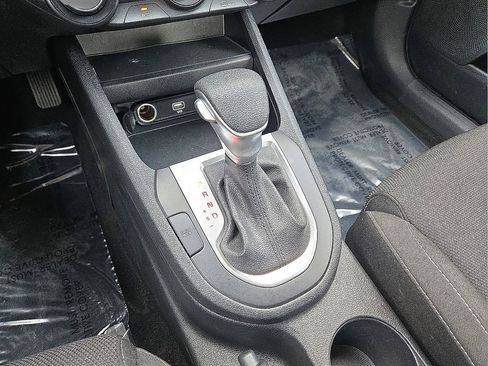 Used 2024 Kia Forte LXS image 29