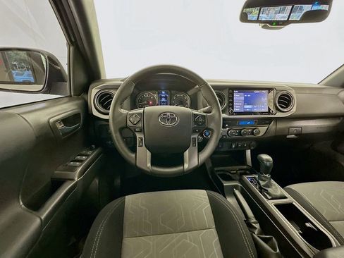Certified 2023 Toyota Tacoma TRD Off-Road AWD/4WD image 21