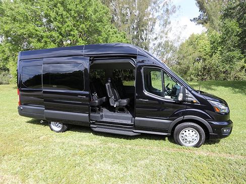 Used 2026 Ford Transit 350 XLT w/ Livery Package RWD image 8