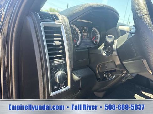 Used 2022 RAM 1500 Warlock AWD/4WD image 19