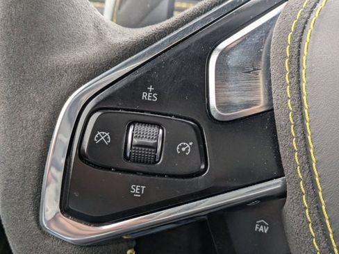 Used 2021 Chevrolet Corvette Stingray Premium Conv w/ 3LT image 17