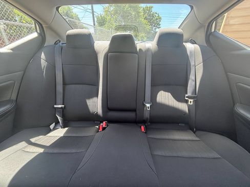 Used 2025 Nissan Altima 2.5 SV FWD image 36