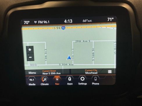 Used 2023 Jeep Renegade Latitude image 10