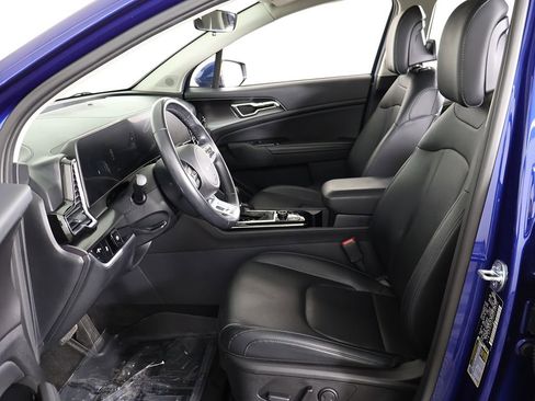 Used 2023 Kia Sportage EX FWD image 30