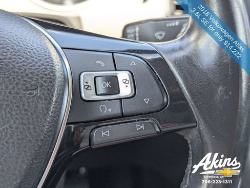 Used 2018 Volkswagen Atlas SE FWD image 28
