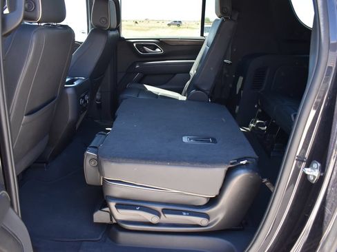 Certified 2024 Chevrolet Suburban Premier AWD/4WD image 28