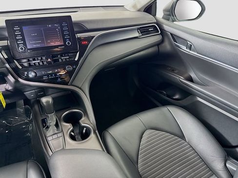 Certified 2023 Toyota Camry SE image 24