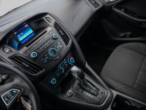 Used 2016 Ford Focus SE FWD image 51