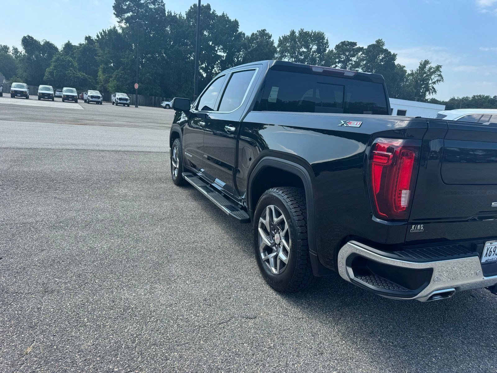 Certified 2024 GMC Sierra 1500 SLT w/ SLT Premium Plus Package AWD/4WD image 5