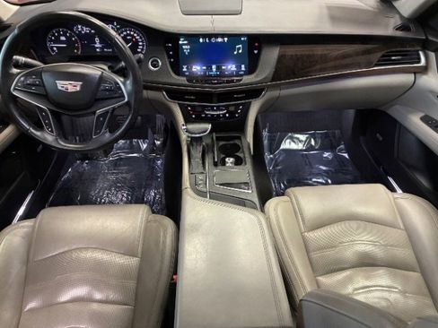 Used 2018 Cadillac CT6 Luxury image 17