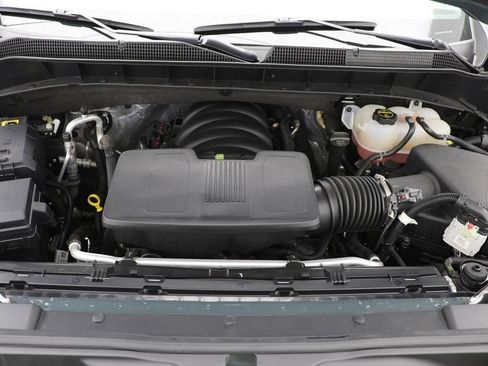 Used 2025 Chevrolet Silverado 1500 LT image 33