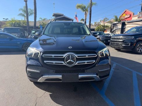 Used 2021 Mercedes-Benz GLE 350 4MATIC w/ Premium Package image 2