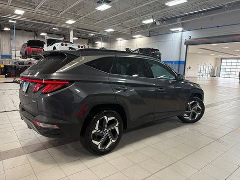 Used 2022 Hyundai Tucson Limited AWD/4WD image 3