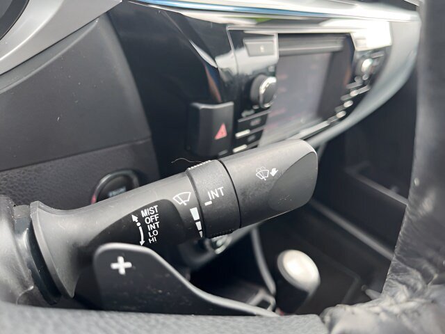 Used 2015 Toyota Corolla S Premium w/ Body Protection Package #1 FWD image 17