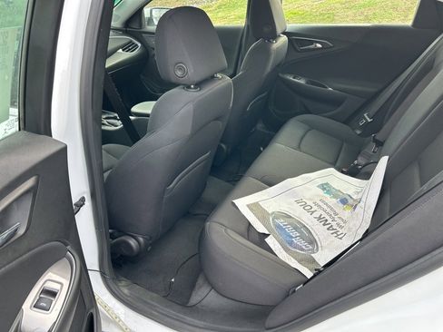 Used 2022 Chevrolet Malibu LS image 11