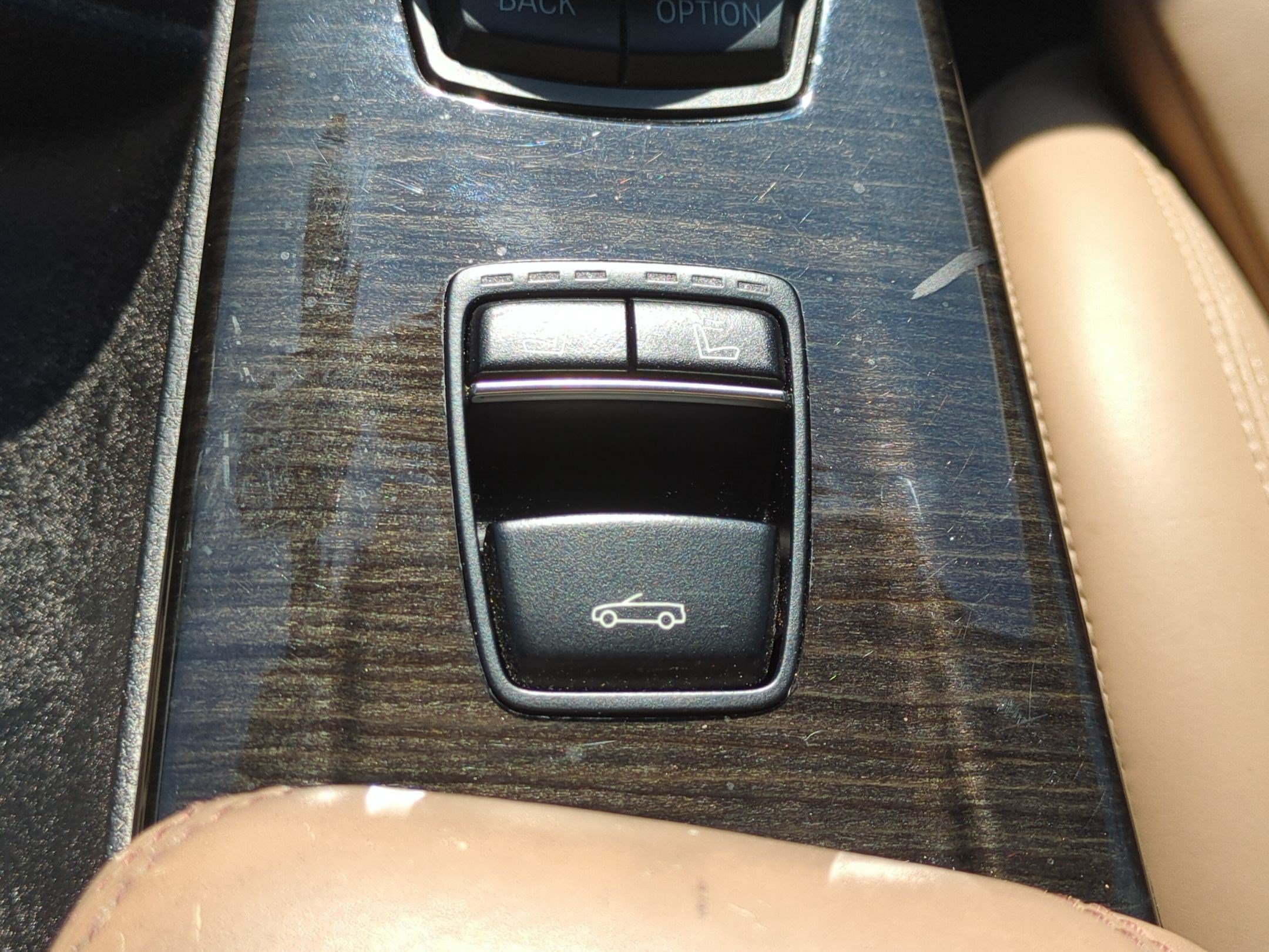 Used 2015 BMW M4 Convertible RWD image 27