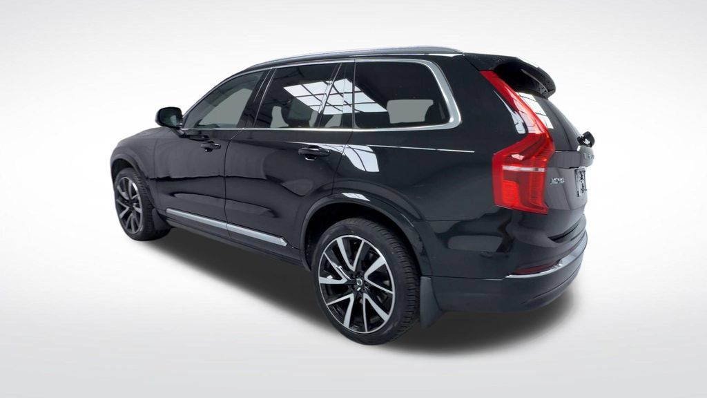 Used 2024 Volvo XC90 B6 Plus AWD/4WD image 6