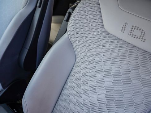 Used 2021 Volkswagen ID.4 Pro S image 25