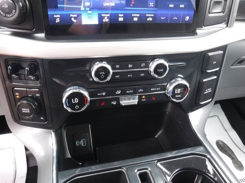 Used 2021 Ford F150 XLT w/ Equipment Group 302A High image 22