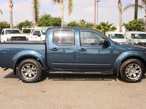 Used 2020 Nissan Frontier SV image 10