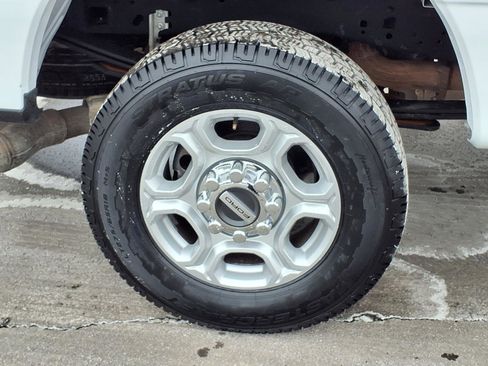 Used 2025 Ford F250 XLT image 24