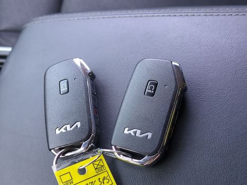 Used 2023 Kia Sorento EX AWD/4WD image 35