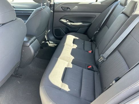 Used 2023 Nissan Altima 2.5 SV image 13