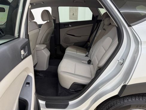 Used 2018 Hyundai Tucson SE w/ Cargo Package AWD/4WD image 14