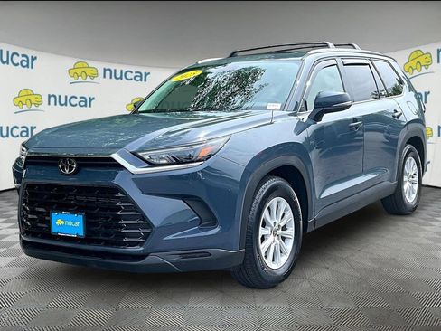 Used 2025 Toyota Grand Highlander AWD Hybrid image 3