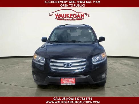 Used 2012 Hyundai Santa Fe Limited AWD/4WD image 2