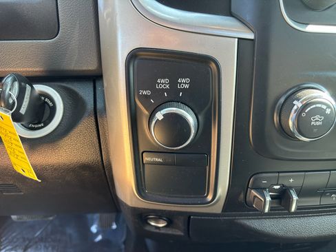 Used 2018 RAM 2500 SLT w/ Popular Equipment Group image 30