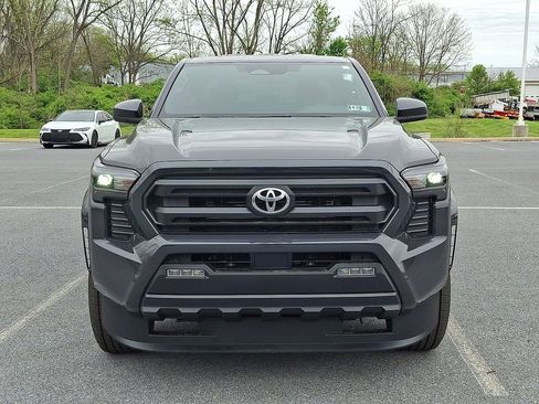 New 2026 Toyota Tacoma SR5 AWD/4WD image 2
