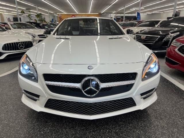 Used 2015 Mercedes-Benz SL 550 w/ White Arrow Edition image 3