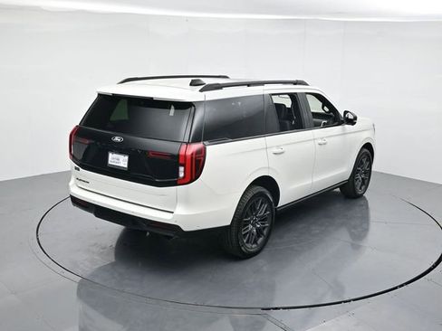 New 2025 Ford Expedition Platinum w/ Stealth Performance Package image 38