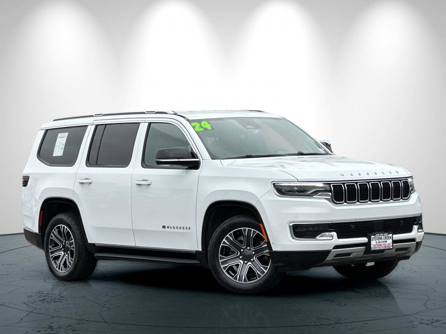 Certified 2024 Jeep Wagoneer Series II AWD/4WD image 2