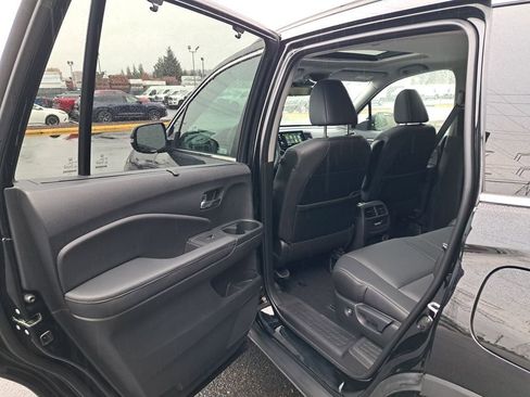 Used 2021 Honda Pilot Special Edition image 12