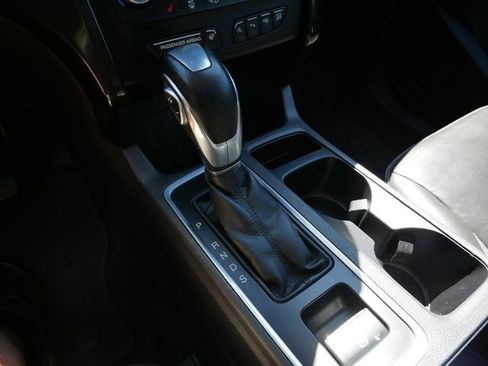 Used 2019 Ford Escape Titanium AWD/4WD image 24
