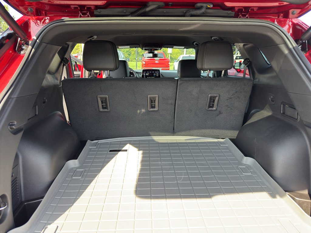 Used 2025 Chevrolet Blazer Premier w/ Driver Confidence II Package FWD image 20