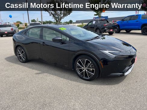 Used 2023 Toyota Prius XLE AWD/4WD image 9