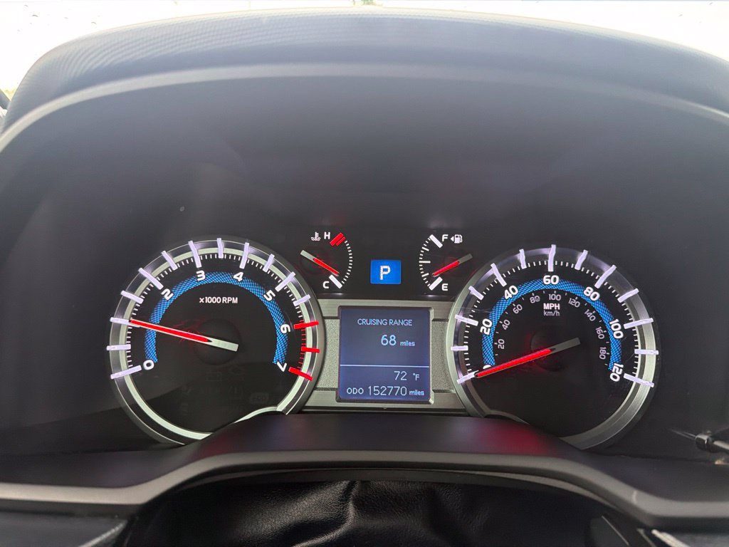 Used 2016 Toyota 4Runner SR5 AWD/4WD image 28