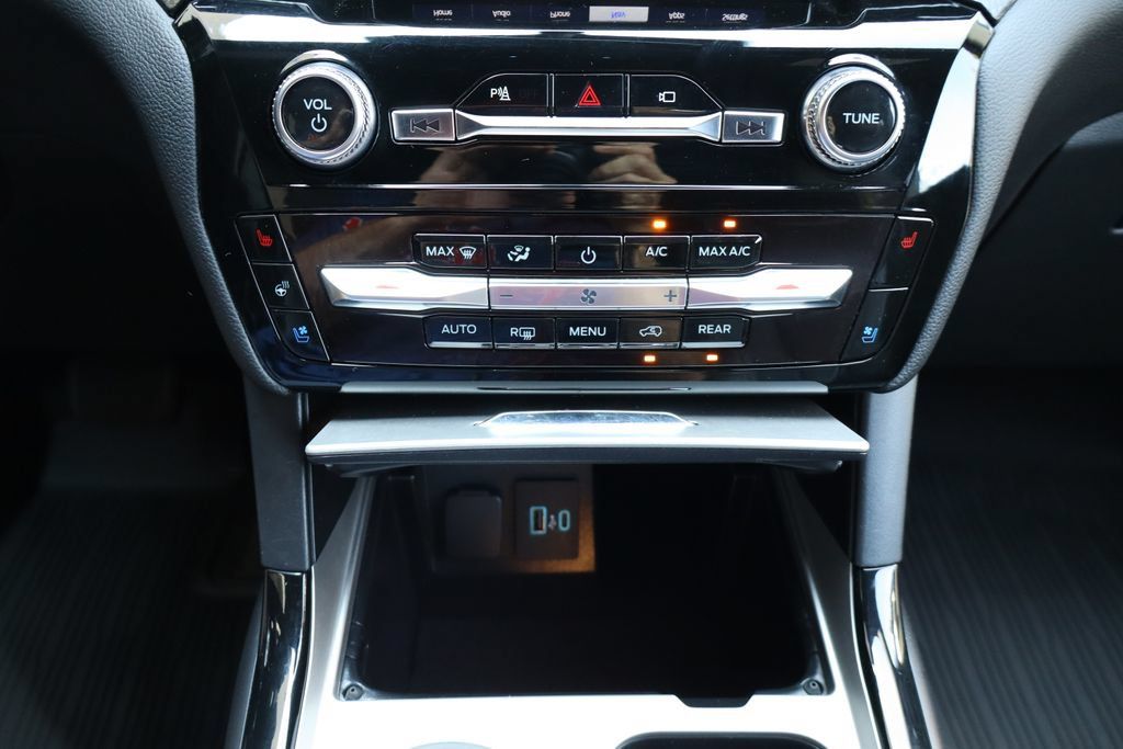 Used 2022 Ford Explorer ST w/ Equipment Group 401A AWD/4WD image 10