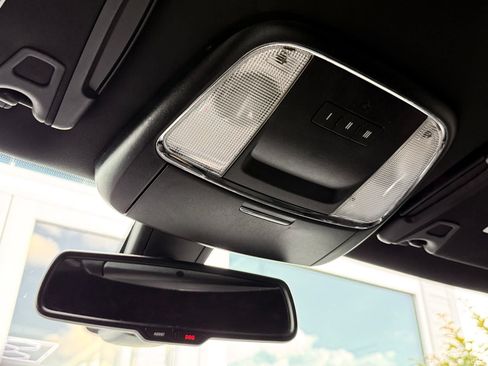 Used 2019 Dodge Charger Scat Pack RWD image 68